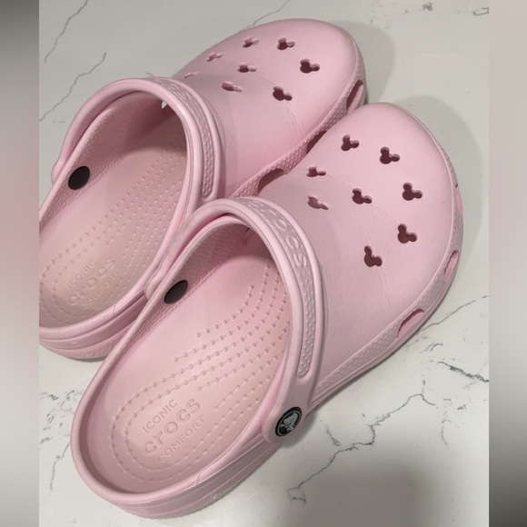 CROCS Disney Clogs - Picture 2 of 4